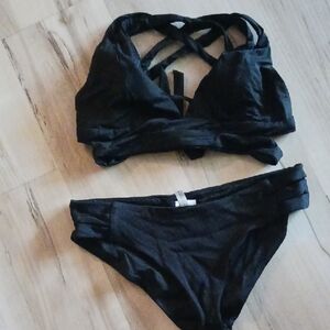 Strappy Black Women’s Bikini Set - Stylish Swim Top & Bottom